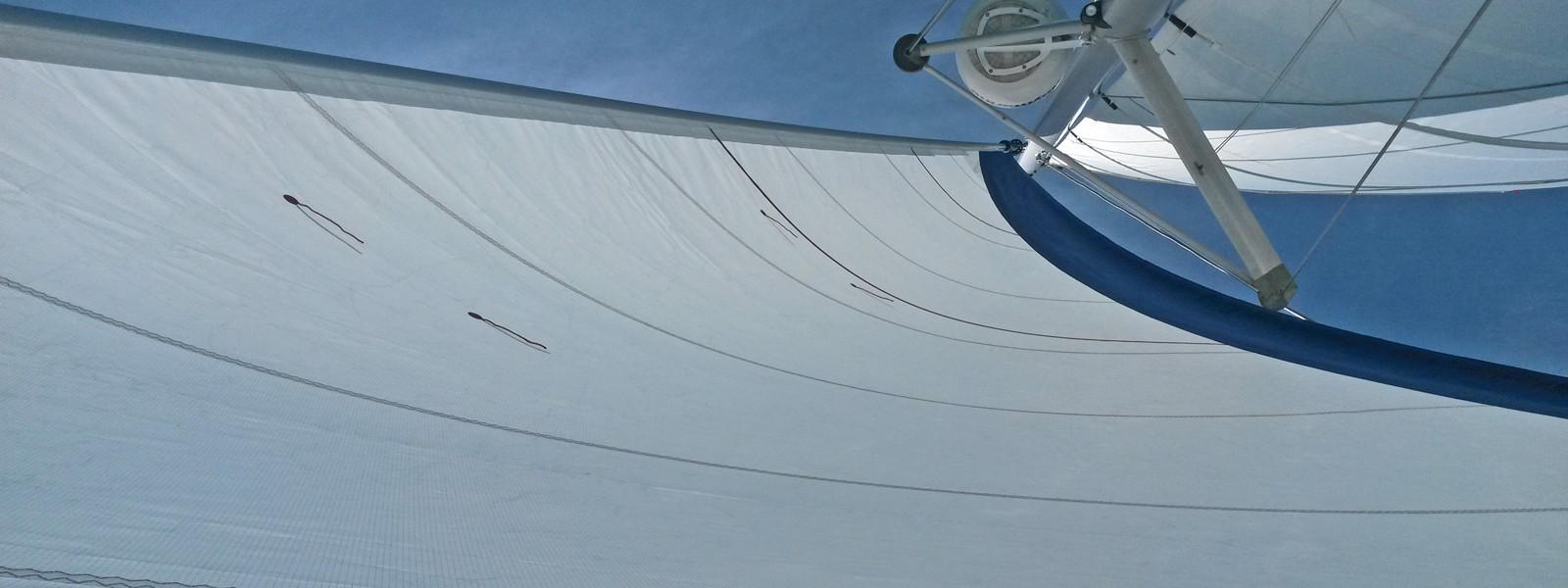 Vente et réparation de voile de bateau